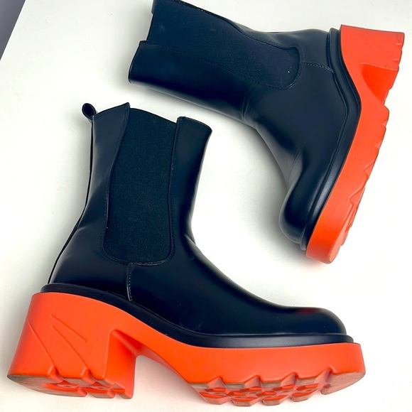 Super Trendy black ankle boot with orange sole women size 6.5. - Picture 12 of 17